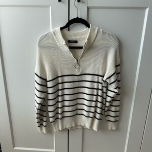 Amazon Women's Cream and Black Striped V-Neck Sweater